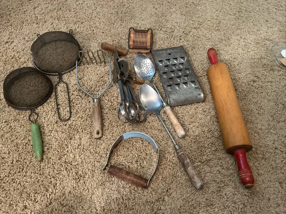 Lot Vintage Kitchen Utensils Tools Gadget Farmhouse Primitive Antique Steel Wood